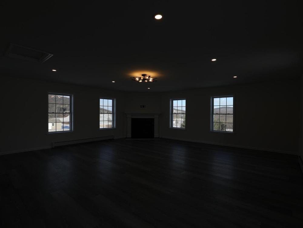 Exposure bracket -4 EV